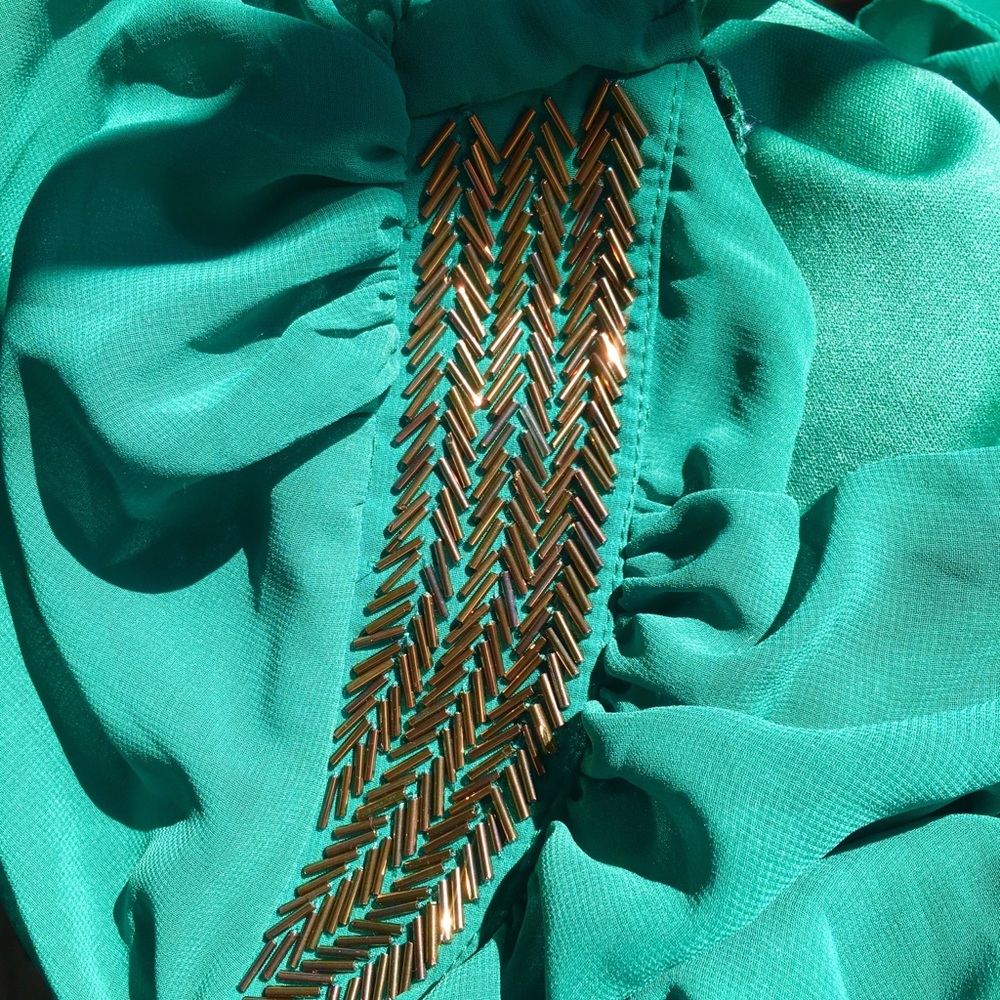 Forever 21 Green off-the-shoulder dress (L) - Picture 4 of 4